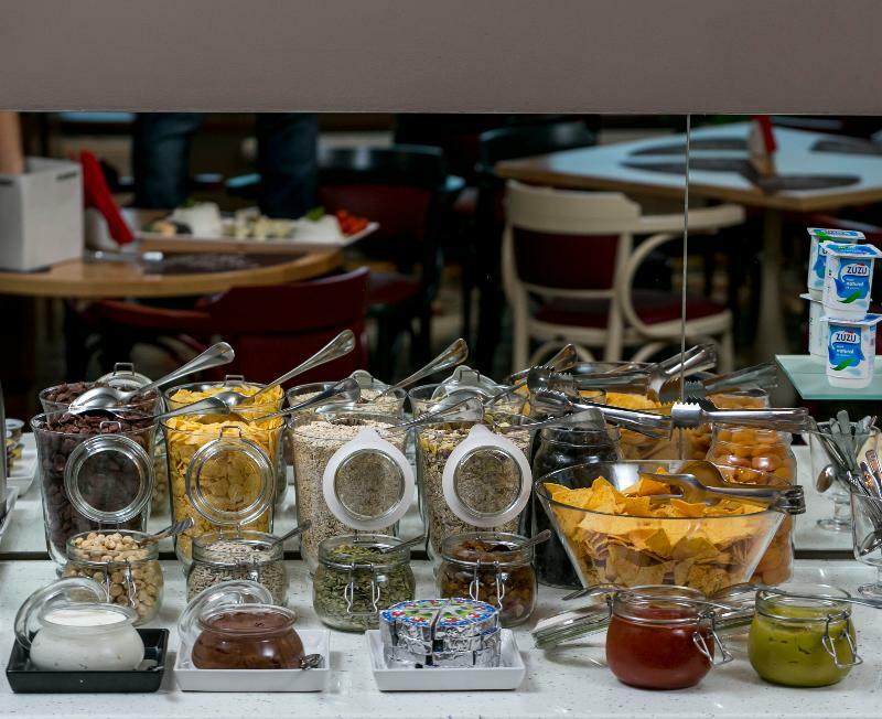 ブカレスト ペントハウス オルキデアアパートホテル エクステリア 写真